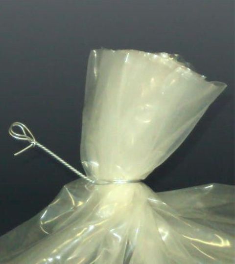 Galvanised-wire-ties-and-bag