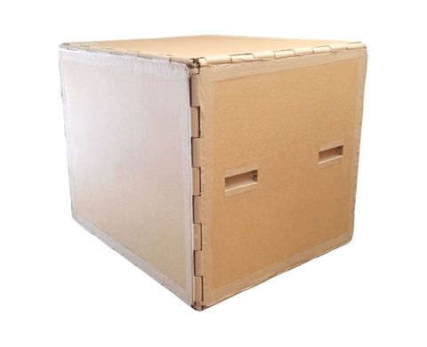 Freight-crate-with-handholds