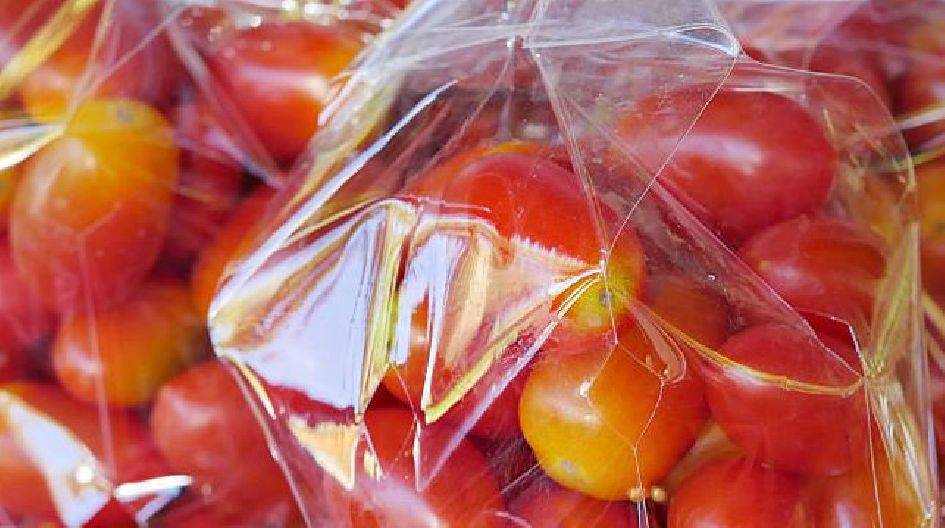 Polyprop-clear-stock-line-bags-tomatoes