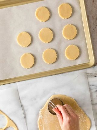 Baking-paper-baking-tray-cookies Baking-paper-baking-tray-cookies