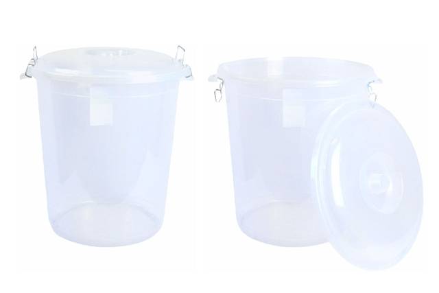 A-storage-bin-lock-bin-with-clips-see-through-22l