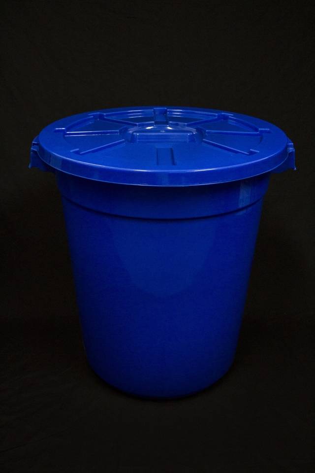 Algoa-plastics-wheelie-bin-lock-bin-120l-blue-lock